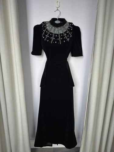 فستان نوادر