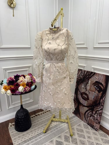 فستان غيداء