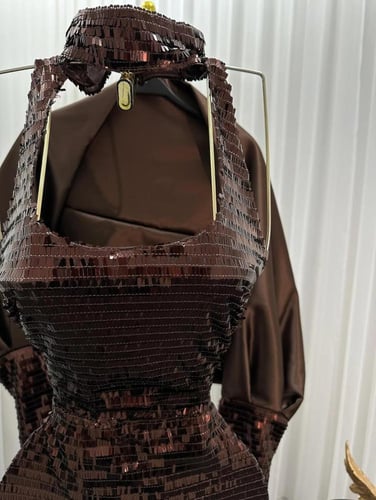 فستان ناديه