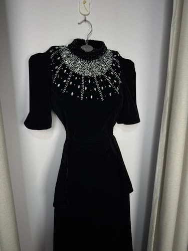 فستان نوادر