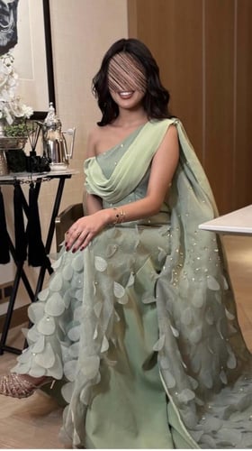 فستان تغريد