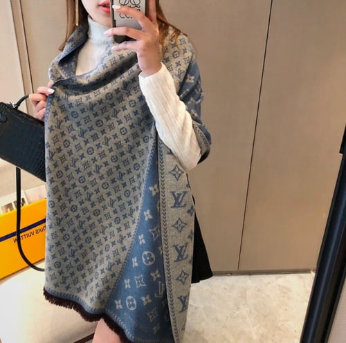 اسكارف شتوي لويس فيتون