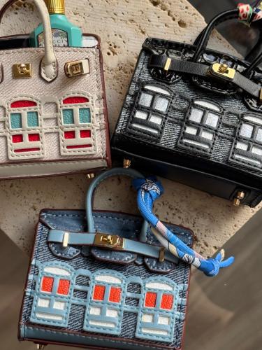 تعليقة حقيبة Hermes بيركن مع الكيس