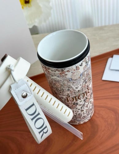 Dior mug
