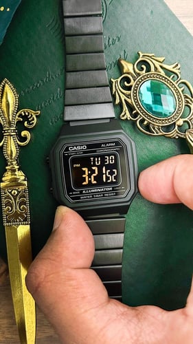 كاسيو جرس اسود كامل