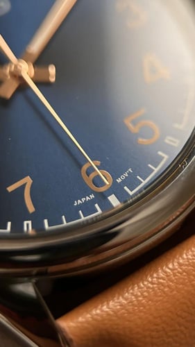 كاسيو انالوج جلد ميناء كحلي