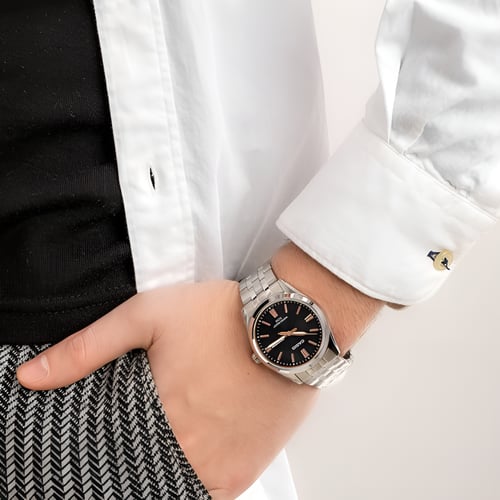 كاسيو انالوج تاريخ ويوم