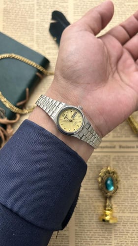 كلاسيك سيكو 5 أوتوماتيك ميناء مخطط 1985 نسائي