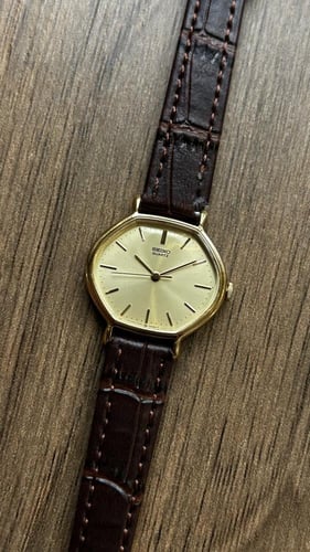 قولد كلاسيك سيكو 1979s-1990s نسائي