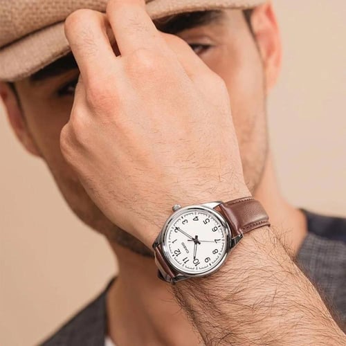 كاسيو انالوج جلد ميناء ابيض