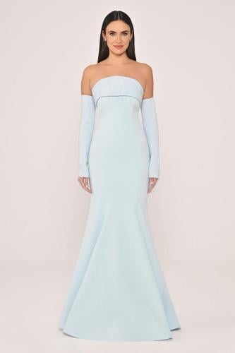 تصميم ساحر بدرجة أزرق فاتح، يدمج بين الرقة والجاذب...