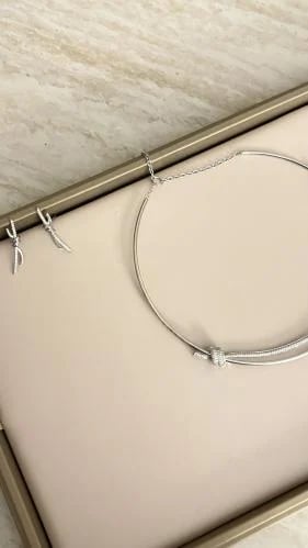 Luxe Knot
