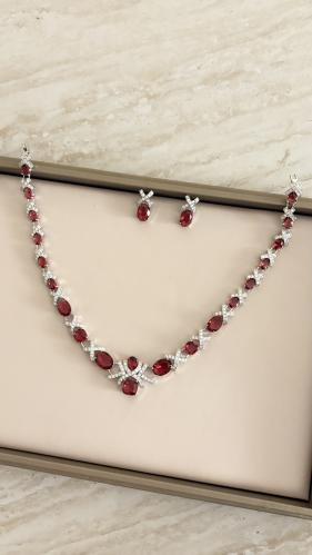 Crimson Royale Set