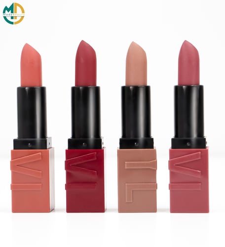 أحمر شفاه نيويورك الجاف 4 لون