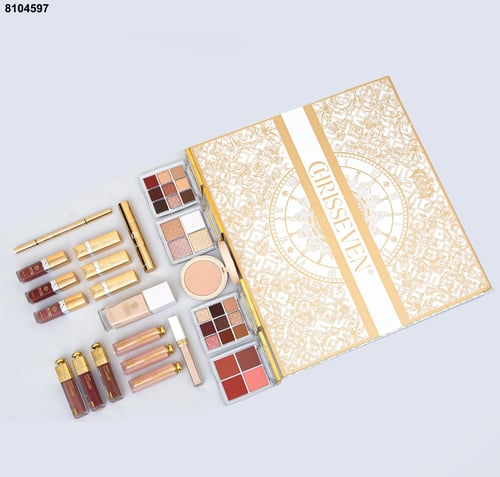 بوكس مكياج من كريس سيفن 21 قطعة