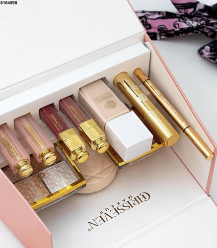 شنطة يد مكياج (بوكس) من كريس سيفن || إحساسًا مترفً...