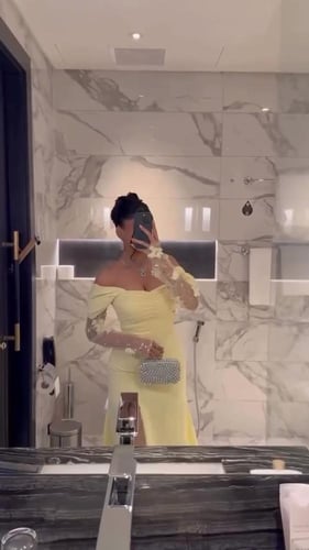 فساتين سهرة ولا غلطه جديد فستان غير كل فستان