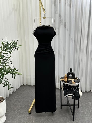 فستان باربي ناعم أنيق