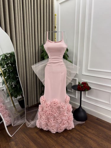 فستان وردة الاميرة أنثوي وناعم جدًا