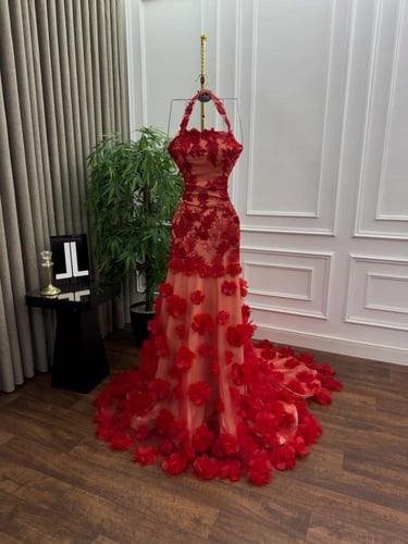 فستان ملكي ورد