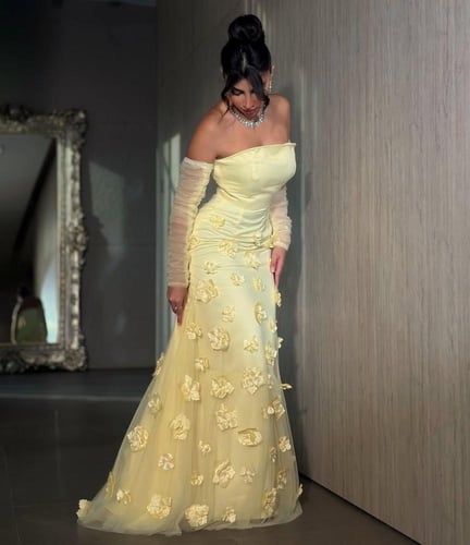 فستان أنفاس الياسمين