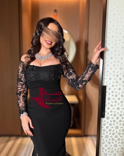 فستان"الأناقة بلونها الأسود الأبدي"