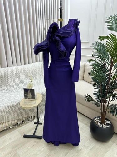 فستان كريب انيق فخاااامه