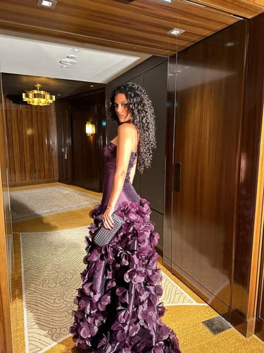 فستان سهره مشجر يلفت الحضور