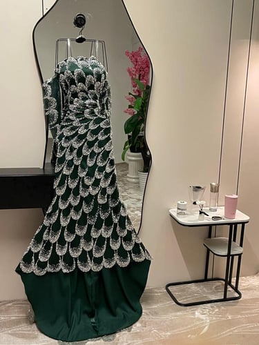 فستان سهره خرز وبطانه باربي