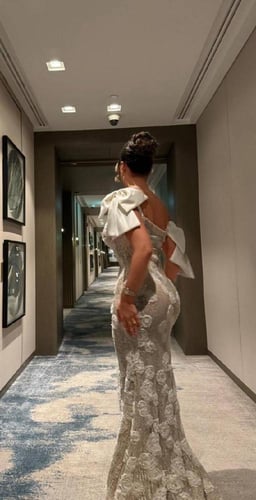 فستان سهرة ترتر ورد فخاااااامه يلفت الانتباه