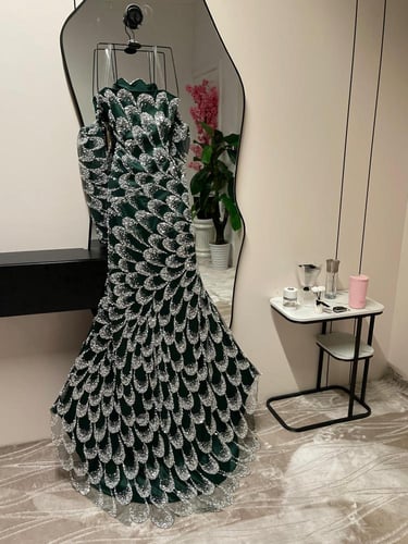 فستان سهره خرز وبطانه باربي