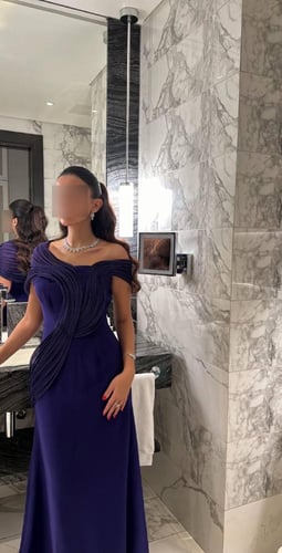 فستان أرجوان نبض الاناقة