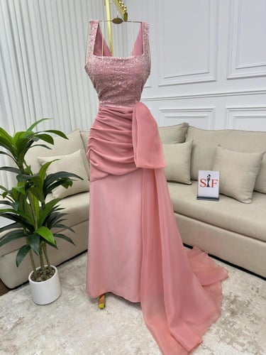 فستان باربي أنيق تطريز يدوي