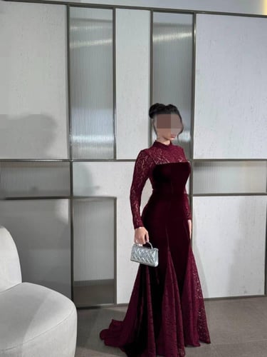 فستان سهر جوخ يخطف الأنظار