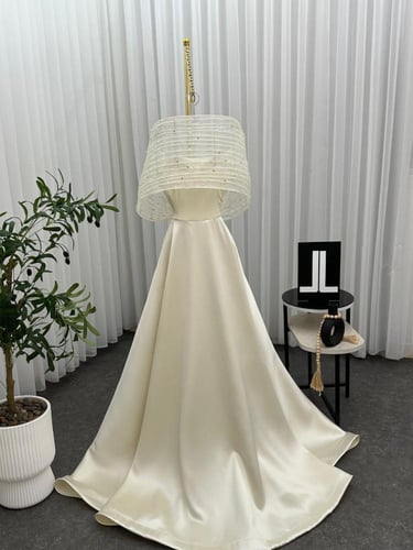 فستـان سهرة يبـرز انـوثتـك