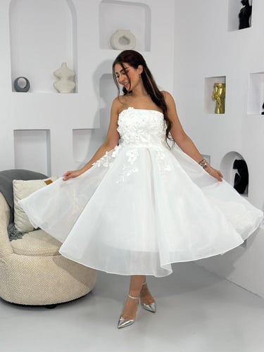 فستان سهرة قصيريلفت الانظار️