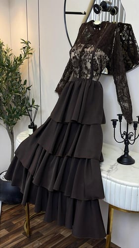 فستان ناعم طبقات لون بني