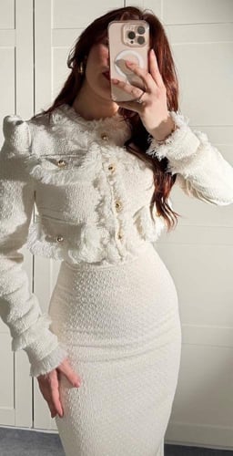 فستان العيد ابيض