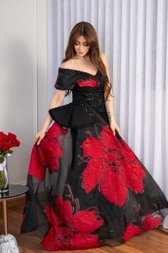 فستان باربي مطرز