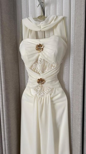 فستان سهره اوف شولدر لون افوايت