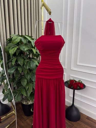 فستان مخمل ناعم ️️انيق يلف الانظار