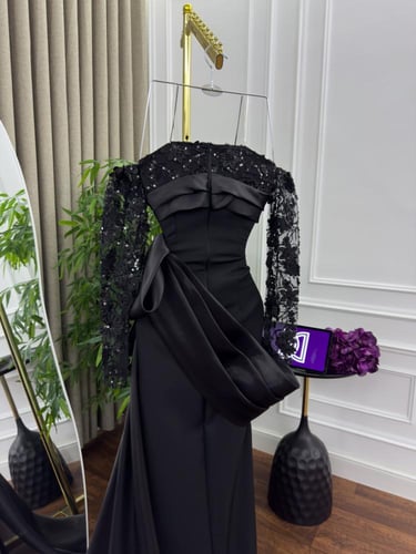 فستان سهره باربي جازار كلفه تطريز لون اسود