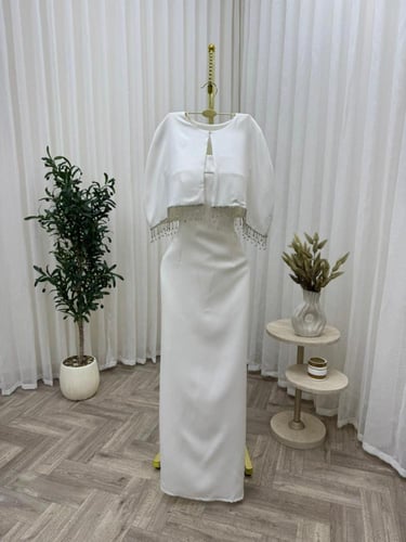 فستان العيد لون ابيض