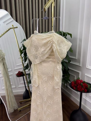 فستان سهره مشجر يخطف الانظار