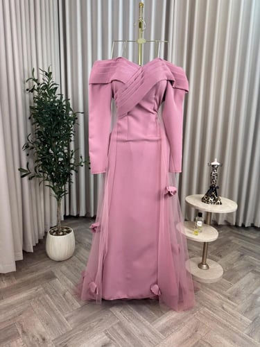 فستان سهره بلون وردي