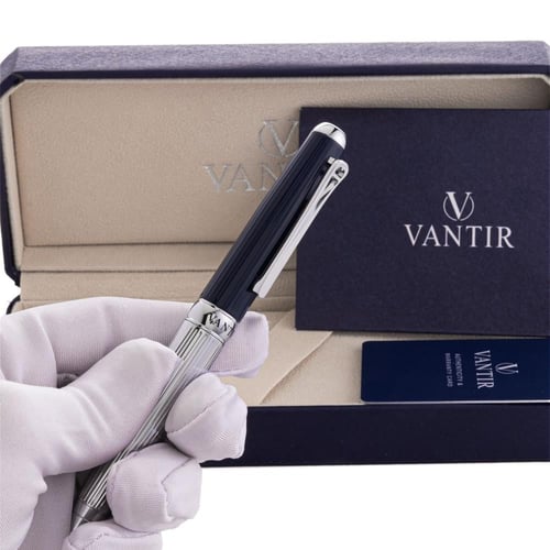 كلاسيك أزرق