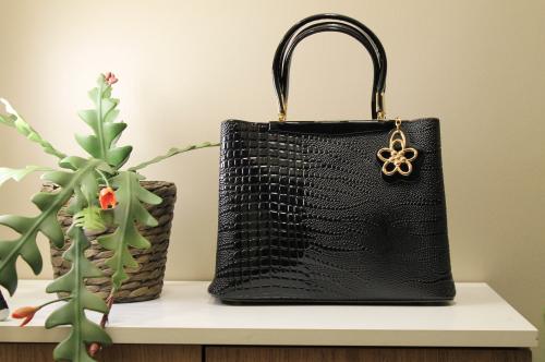 شنطة Rose Tale Black