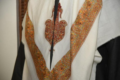 وشاح نقوش الدرعية – أصالة تُروى