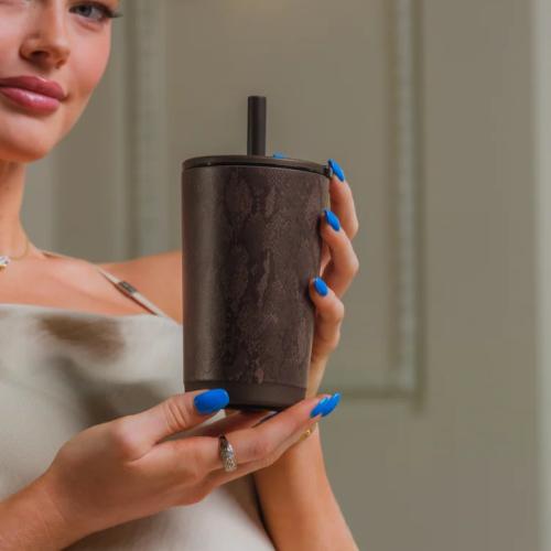 مق سفر نقشة جلد الثعبان 14 OZ براند- hydrojug