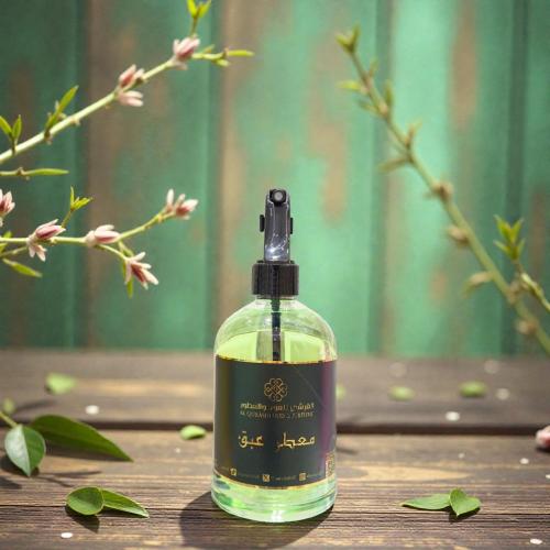 معطر عبق